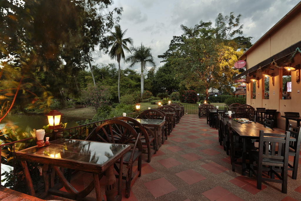 Charoen Hotel Udon Thani Exterior photo